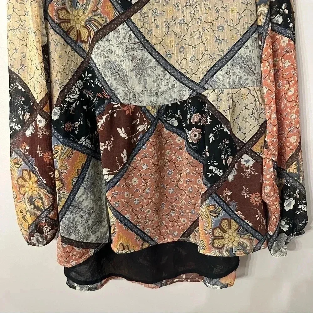 American Eagle Floral Long Sleeve Square Neck Tie Back Cutouts Size M NWOT - Picture 4 of 10